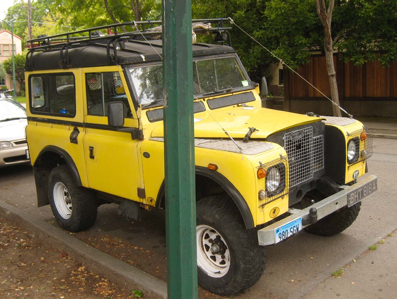 Illustration for article titled Some Sort Of Land Rover